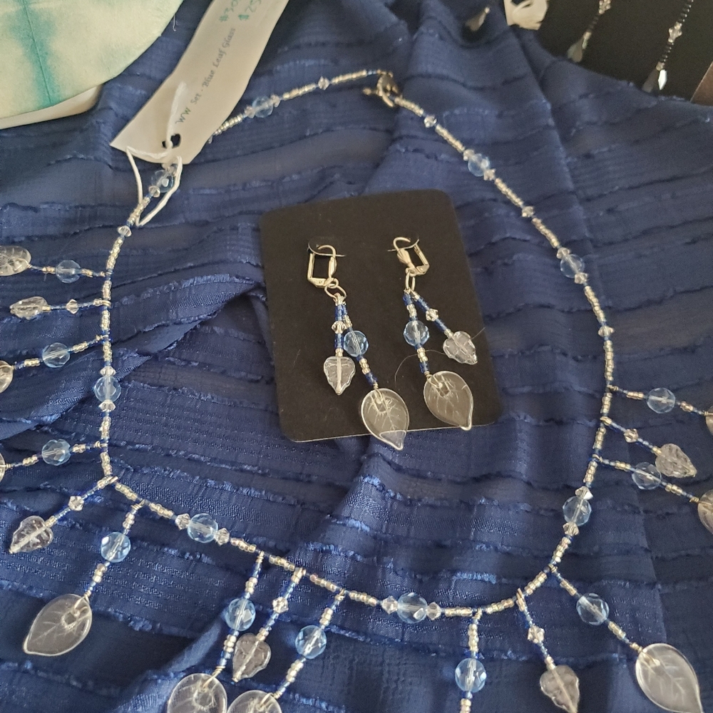 Necklace & Earring Set - Glass Leaves and Beads Drop Style